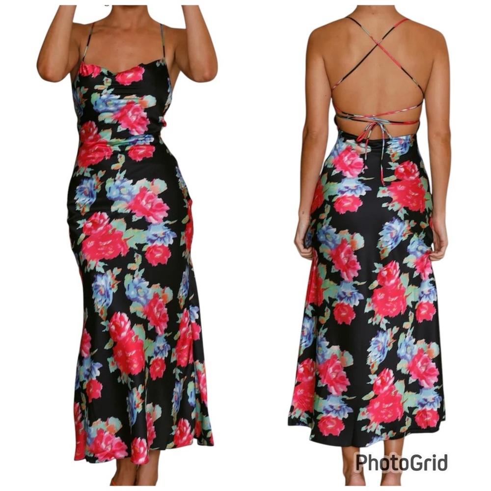 Hello Molly Blooming Light Midi Floral Lace Up Back Sleeveless Dress- Size Large